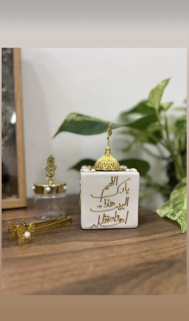 ⁨ شغلي حسب الطلب🤍🎨
_صنع بكل حب💜

_يتوفر توصيل لكافه المحافضات
_الحجز يكون قبل 5 ايام
_ضمان الالوان متروح لابالغسل ولابالحراره
_اقتني قطعه مميزه وحيده صنعت لك خصيصاً
_بأسعار مناسبه جدا 
للطلب او الاستفسار مراسله الصفحه او على الرقم واتساب فقط***********⁩
