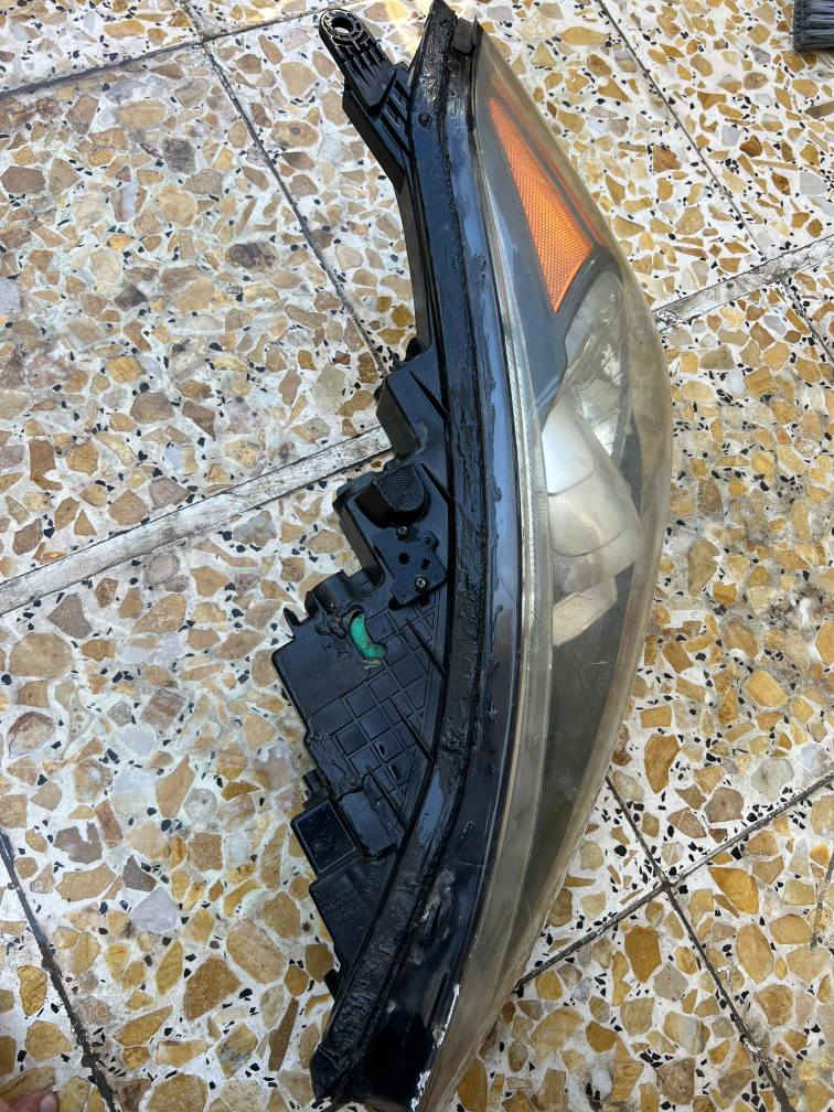 السلام عليكم 
***********
مازدات فورتي ام اللد شغالة مابيهن شي يحتاجلهن فقط تبديل جامات وترتيب شوية 
مكاني بغداد وعندي توصيل 
سعرهن 75 الف مع التوصيل بغداد, العراق
