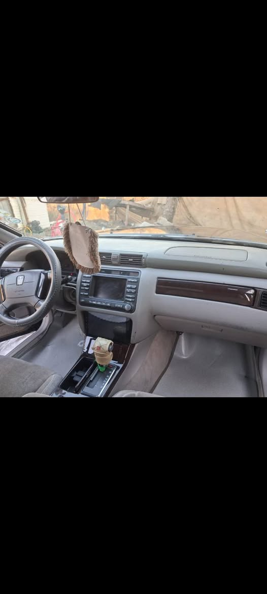 جنون مديل 2000 بيهه كصه جنطه سعر 40$
الرقم***********
