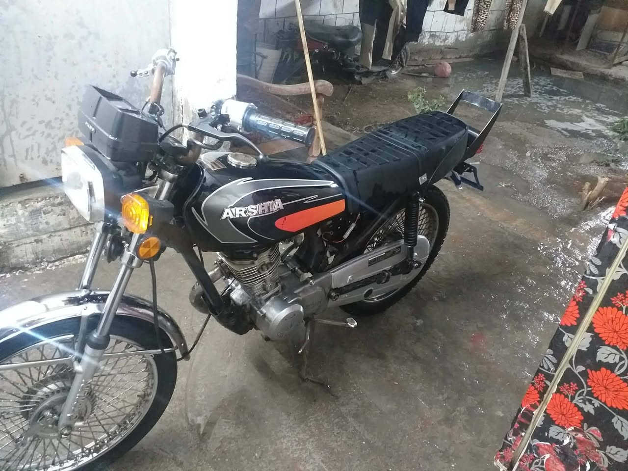 سلام عليكم ايراني اربعه كير مديل ٢٢ اوراق ضايعه مكينه مكفوله كهربائيات كلهن شغالات مكاني بغداد وره السيطره مال شعب سعرها من الاخير ٢٥٠ الشراي يتصل ***********
