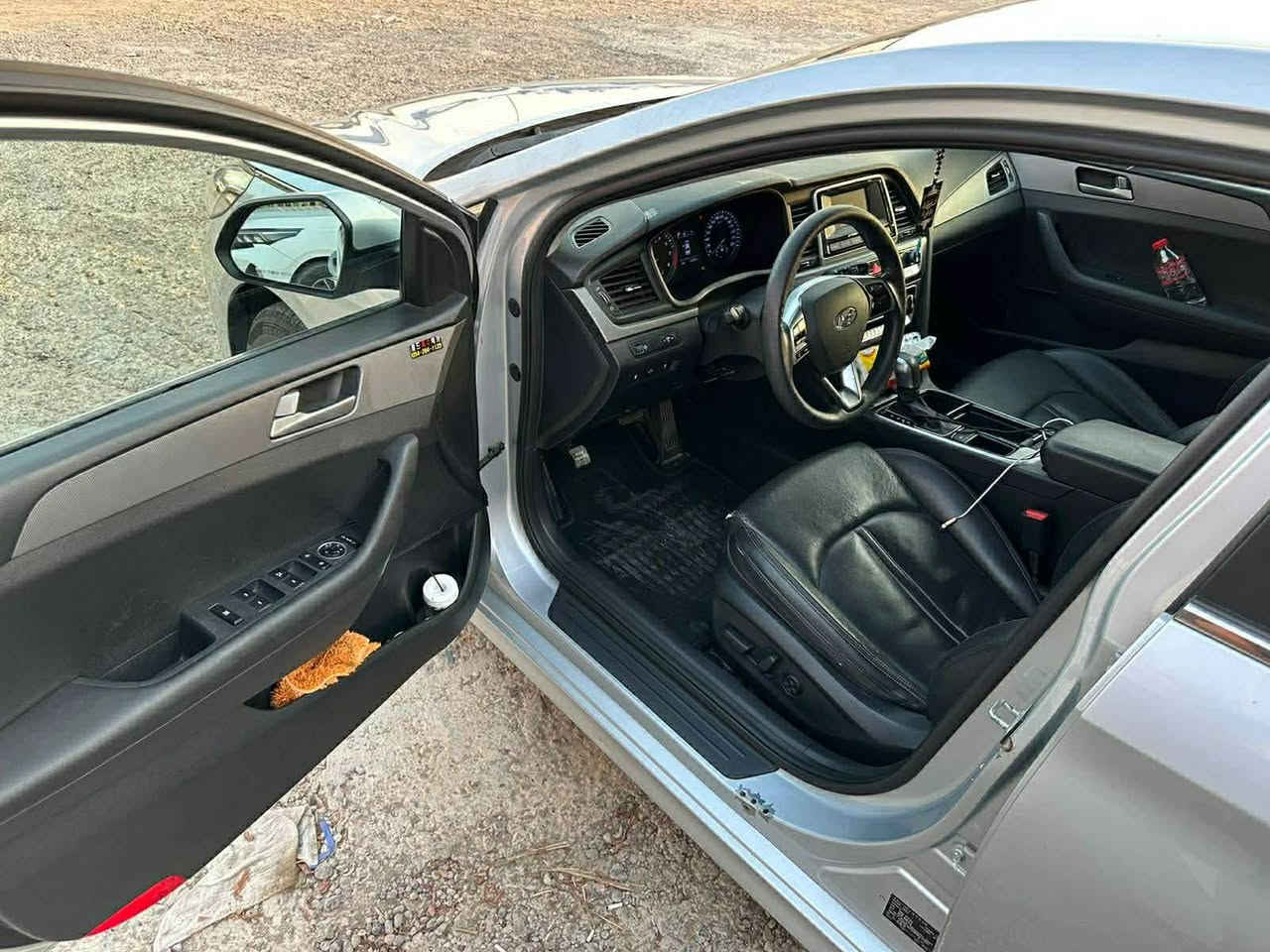 السلام عليكم سوناتا 23 غاز
وارد كوري.  ضررها باب سايق وجاملغ رش صبغ

مراووس بتكسي  غاز

ملاحظه مراووس مراوووووس اريد


**إذا كنت صاحب هذا الإعلان وتريد حذفه لأي سبب، رجاءا أرسل رسالة إلى الدعم الفني**