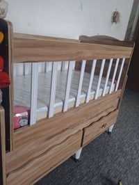 سرير طفل • حجم كبير • ما بيه خدش