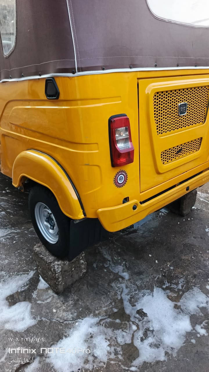 سلام عليكم تكتك مضلع للبيع ٢٢شهر ١١بغداد***********
