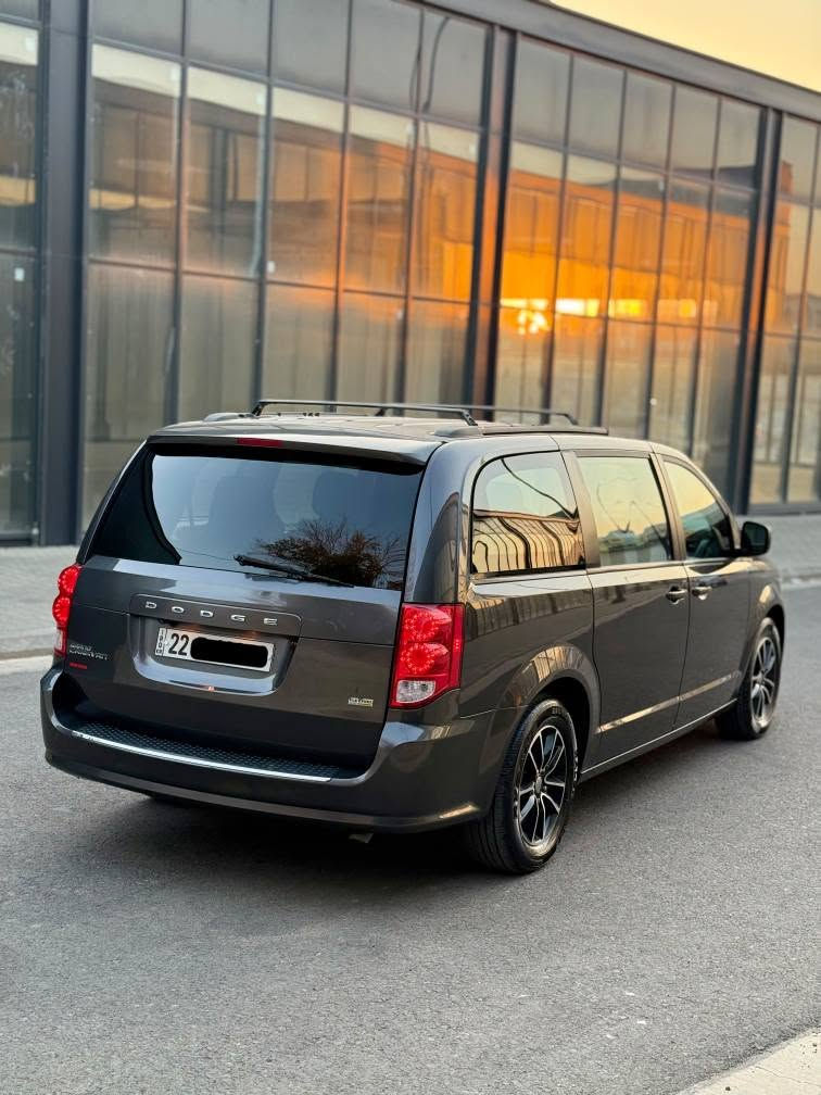 Dodge Caravan 2018 كلين
دۆج کەرڤان 2018 کلین تایتڵ
مەکینە 3.6L V6
81 هەزار ميل ڕۆشتووە
تحویل و غەرامە بەشەرت
سەیارەکە بە کلین تایتڵ بوو ابراهیم خەلیل
بێ بۆیاخ بێ سارد بێ شوخت
دەعامی بۆ دەعامی بەشەرت
هه ردوو به سمه ى بيلادي ماوه
كوشن جلد و كاره با
سێ ڕیز کوشن
دەرگای و سندوق کارەبای
تحکمات سەر سوکان
تحدید سورعە
ویل کڕۆم 17
چوار تایەی نوێی لەژێرە
گێر و مەکیەنەی بەشەرت
( *********** )☎️
( *********** )☎️
Dodge caravan کلین تایتل
دوج كرفان موديل  2018 کلین تایتل
محرك ٦سلندر حجم  ٣٦٠٠ ماشي 81 الف
نفس زيرو كير اوتوماتيك شرط المحرك والكير
رقم اربيل  دولي  شرط التحويل
  سیاره کلین دخولی ابراهم خليل
سياره صبوغ ماكو بارد ماكو حتا دعاميات بشرت🇺🇸
غرفتها جديدة لوك
كشنات جلد كرباي
٧ راكب  كشنات سياحي بلع
٣قطع تبريد
جامات فتل كهرب
ابواب وصندوق كارباي
شاشة قلاب بلاد كامره
تحكمات ستيرن كروز سرعة
نظام ايكو تقليل بانزين
ويل كروم 17 تايرات جديد
سيارة جاهزه ونظيفة
العنوان سليماني مركز مدينة د
رقم صاحب سيارة
☎️[ *********** ] آسيا
☎️[ *********** ] كورك السليمانية, العراق
