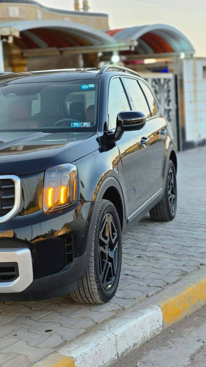 كيا تولرايد برستيج موديل 2024 لبيع فقط بدون مراوس
لون مميز 
فول مواصفات 
بانوراما +فتحة 
كشنات جلد كهرباء تدفئة تبريد 
كشنات خلفية منفصلة Vip
سستم سماعات 🔊 هارمن كارد 
شاشة كبيرة 
4 كامرات جانبية وخلفية وامامية 
مري شفط 
مري قلابة 
شاشة دجتل كبيرة 
5 وضعيات قيادة 
حساسات امامي خلفي 
رادارات 360 درجة 
رادار امامي تفاعلي 
نظام تحديد مسار 
نظام نقطة عمياء 
اوتو هولد 
سايد بريك بصمة 
شحن لاسلكي 
نظام ابل كاربلي 
7 مداخل USB
تحكمات ستيرن 
لدات داخلية محيطية كل ألوان تتغير بلادية 
بردات خلفية 
نظام تبريد مناخ منفصل 
تبريد مركزي 
لايت 4 عدسات اوتو 
نظام محافظة عل طفل مايفتح باب خلفي حال عبور سيارة 
صندوق كهرباء شفط 
نظام اوامر صوتية 
ويل حجم 20 
محرك 3.8 
كير 8 
وبعد بيهة هواي مواصفات 
ماشية
رقم بغداد باسمي 
استفسار اكثر ومعرفت السعر اتصال عله الرقم  غير متواجد عله الفيس  السعر جوه السوك  

***********
