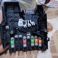 وحدة إدارة بطارية • حماية بطارية • بيجو