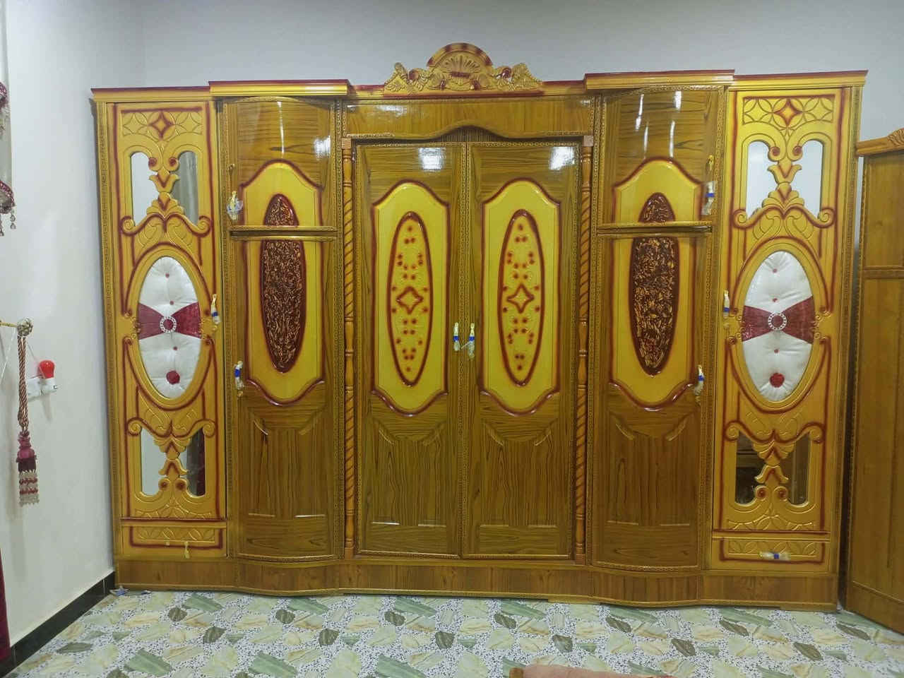 الغرفه طابقين النقش حفر ومدوشمه وشغل بغداد  والسعر 950 وبيه مجال عنوان سامراء


**إذا كنت صاحب هذا الإعلان وتريد حذفه لأي سبب، رجاءا أرسل رسالة إلى الدعم الفني**