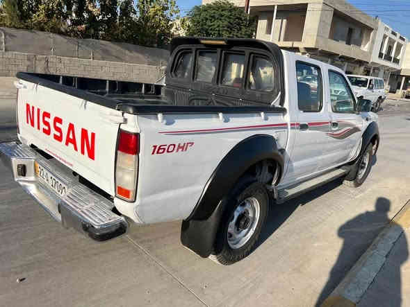 نيسان پيكاب موديل ٢٠٠٧ يابانى بودى قولاب 
سةنةوى تازةية تاكو ٢٠٢٩ بةناوى خومة
هةموو گيانى بةشةرتة هيچ مةسرةفى نية 
تةنها ٣ پةلةى بچوكى بوياغة دةعم و ليدرانى نية
سةيارةكة هةيكةل و ناوى زور خاوينة

نرخى ١٣٨$ و كةميك معاملة     شوين چوارقورنة
***********       ***********
***********       *********** رانية
