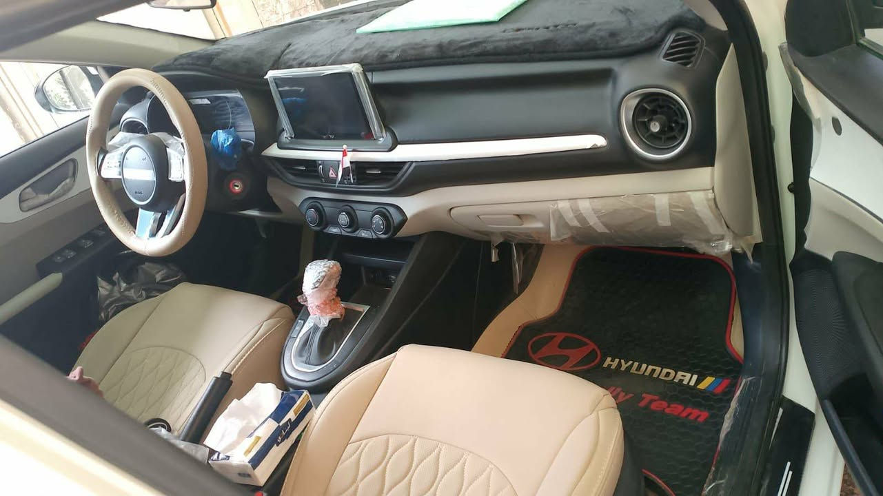 اللهم صل على محمد وال محمد . سيراتو موديل ٢٤ بعده زيرو ماشيه ١٠ الف فقط بنايلونات الشركه كفاله من الزلغ فول عدا البصمه رقم ذي قار بأسمنه مكانه سماوه المركز *********** وبي وات ساب
