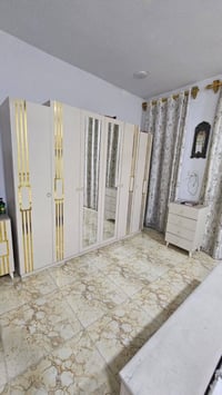 غرفة نوم • جديدة • ما بيها ضرر