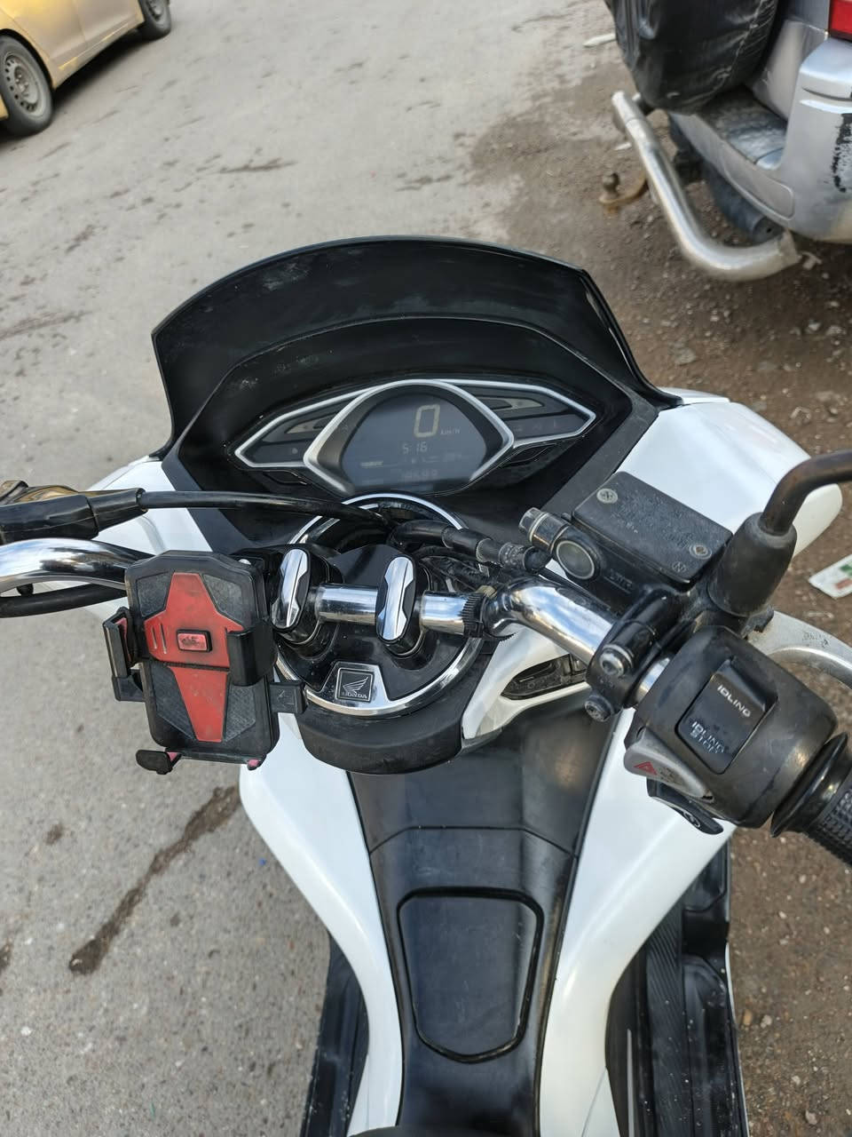 بي سي اكس جيل الثالث ياباني حرف جي اف بصمه دكمتين كفالة محرك ظمان انطي بيه ماشية ٢٠الف اي نقص مابيه السعر ١٦مكاني بغداد ***********
