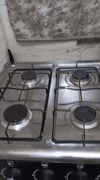 طباخ لبيع جديد العنوان بغداد الزعفرانيه البريد ها رقمي07706031404