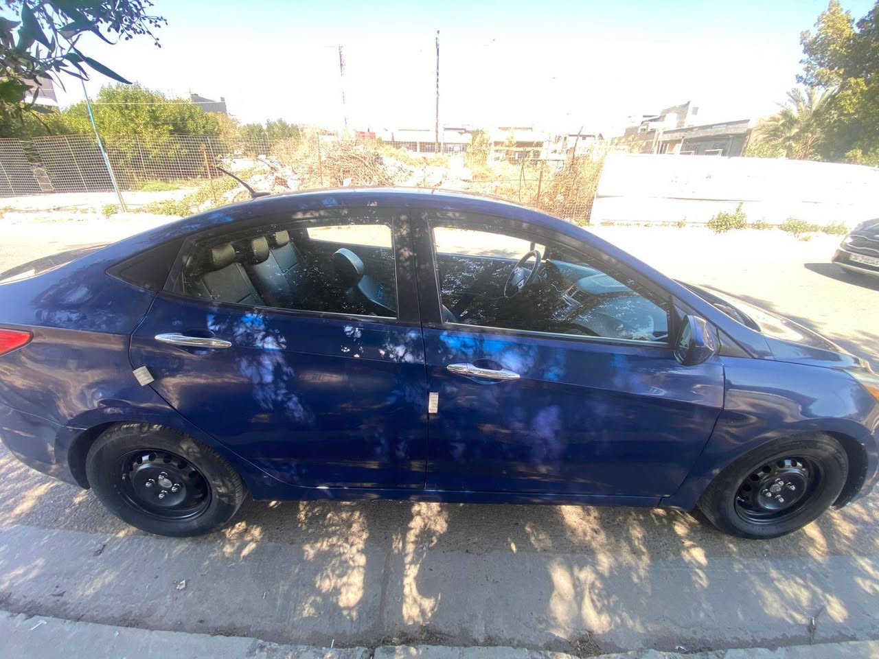 اكسنت 2016 سياره جديده مكينه 1600 
حادثه خفيف كلش بدون ايرباك 
سياره مصبوغة بسبب جراد ليبل واحد بدون تبديل 
كير مكينه صدر تبريد كله جديد مابيه أي نقص 
رقم إنكليزي الجديد بسمي سياره هزه جديده سنويه جديده مكان سياره بغداد *********** واتساب هم موجود 
عارضه,85 وبيه مجال بسيط
