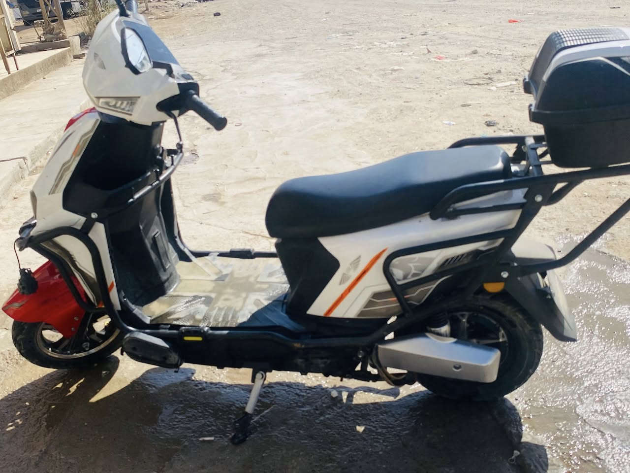 دراجه شحن نوع سكنس دراجه حلوه ومابيها شي بطارياتها زينات مكان فلوجة سعرها ٥٨٠ وبيها مجال


**إذا كنت صاحب هذا الإعلان وتريد حذفه لأي سبب، رجاءا أرسل رسالة إلى الدعم الفني**