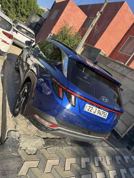 السلام عليكم توسان ٢٠٢٢
فول اعلى شي 
٥ كامرات رادرات
بنورما 
توقف ذاتي 
وباقي الموصفات الفول 
ماشيه ٣١ 
حادثهة جاملغ خلفي وباب بدون ايرباك 
السعر ٢٠٠وبيهة مجال 
مكانهة الاعظميه
الرقم ***********
