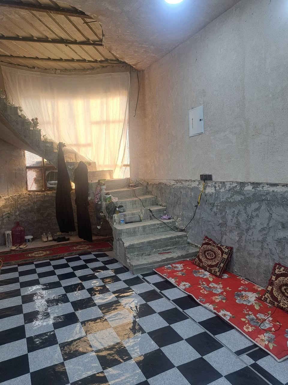 دار البيع ٢٠٠ متر خدمات كمله طابو زراعي تحويل سهم طوريج حي سلام خلف مدرسه بليبيج ستفسار ***********
