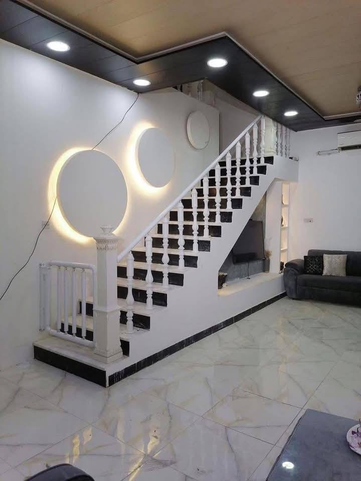 تخفيضات هائله لعمل المحجرات لامنيوم التركي بسعر مناسب جدا سعر المتر 35الف 4خطوط جميع الوان متوفره جميع نقشات عليهن تخفيض ومحجر عاج وجام سعربايه25الف جام ضدكسر تركي درجه اولى ضمان بلون وقوه10سنوات جميع مناطق البصره لاستفسار اتصل ***********
