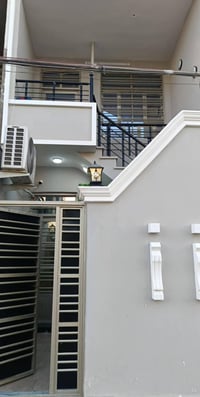 80 متر طابق ثاني يجار بغداد البنوك لاستفسار خاص و تساب07715191340