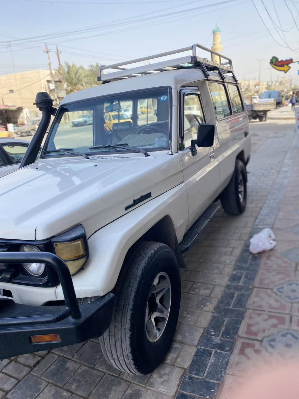 السلام عليكم ورحمة اللّٰه وبركاته
لاندكروز حوثيه محرك كاز بلادي موديل 1997 كاملة من كلشي تدفه تبريد تخم تاير دوشمه جديدة رقم سيارة إنكليزي جديد السعر 95 ورقه عنوان سيارة بغداد رقم الهاتف
***********
