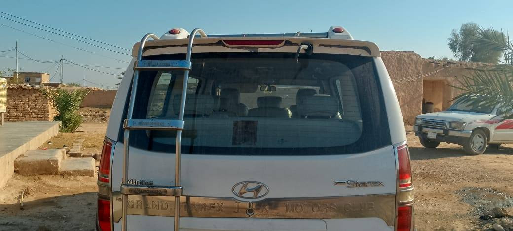 السلام عليكم يوجد ستاركس للبيع موديل 2009مكفوله كفاله عامه للاستفسار الاتصال على  ***********
