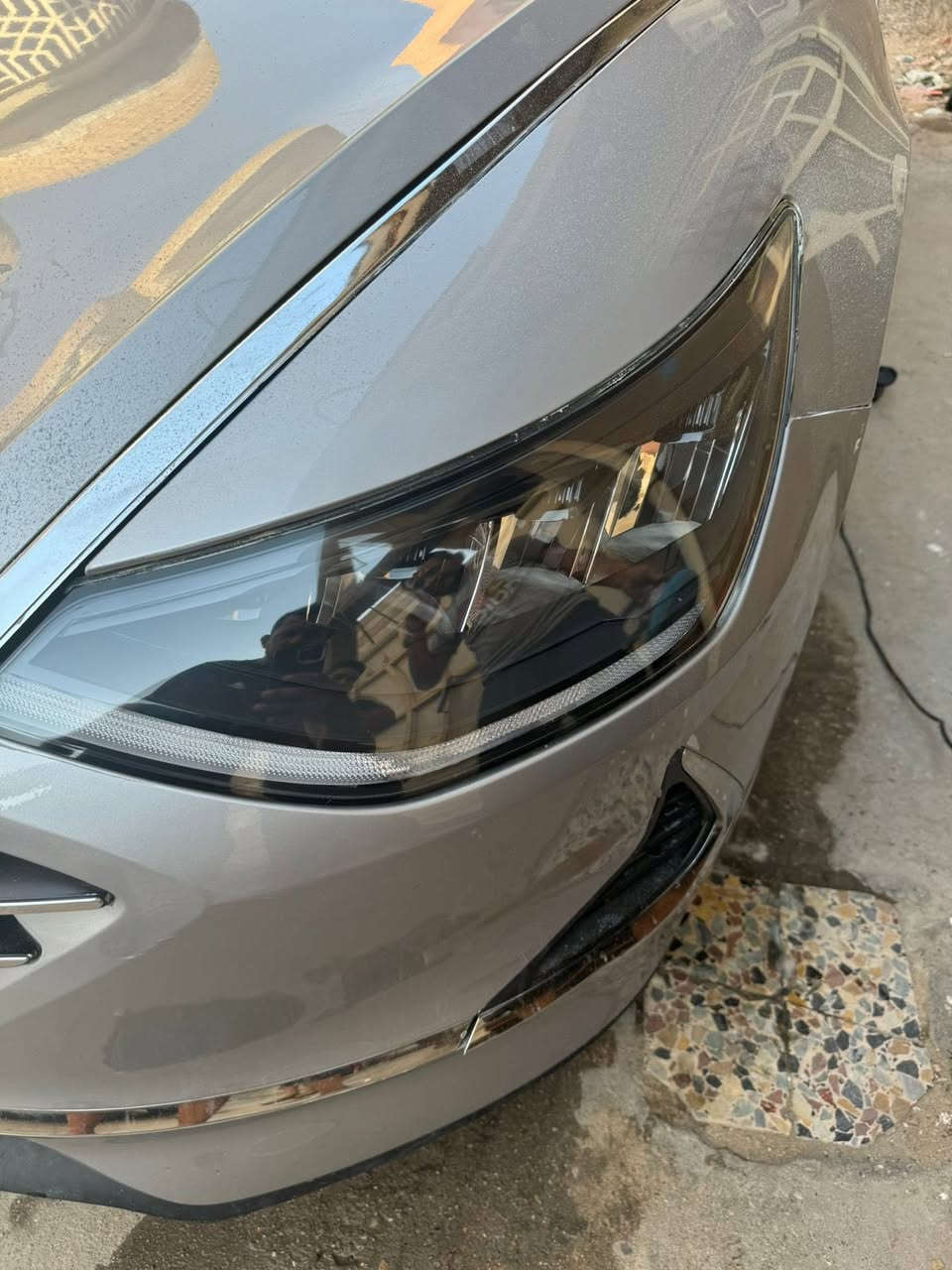 السلام وعليكم
سوناتا موديل 2023مواصفات عاديه SE
محرك 2.5تنفس طبيعي المرغوب وارد امريكي حادثها جاملغ وبنيد والبنيد مبدل اصلي نفس اللون سياره كلش نظيفه ماشيه 25000 كليو فقط كير ومكينه وكلشي بشرط برغي ما مفتوح وين ما تحب تفحص افحص 
مواصفات
رادار امامي
تحديد مسار
اوتو هولد
توقف ذاتي
اوتو ستارت
سايد بريك بصمه
اربعه انظمه قياده 
كير 8 نمر
ويل كب اكروم لد امامي
لد خلفي LED
شاشه الجبيره 
سياره رقم بصره معوقين والمعوق موجود رقمه وعنوانه وكاله جاهزه
سنويه 2028
سعر السياره 175 وبيها مجال 
سياره كلش حلوه ونظيفه وبلعافيه عل ياخذها 
رقمي *********** ا
