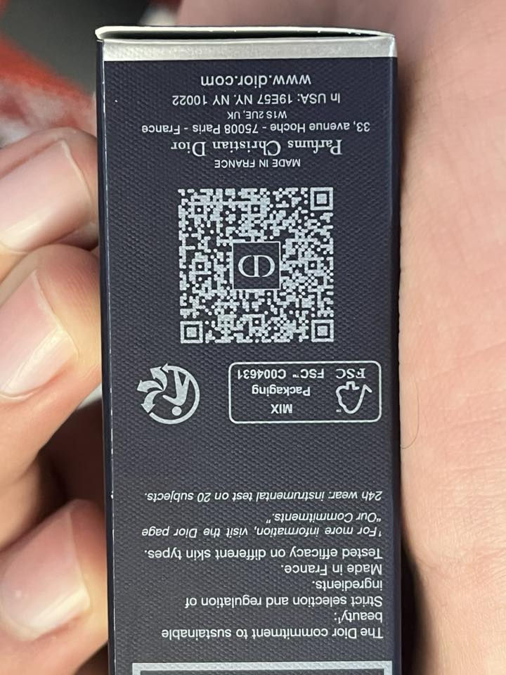 للبيع شرط اصليات من الموقع سعر الواحد فوك ال 60 الف made in france ثنينهن ب50 هيه و التوصيل 
رقم الحجز *********** واتس
