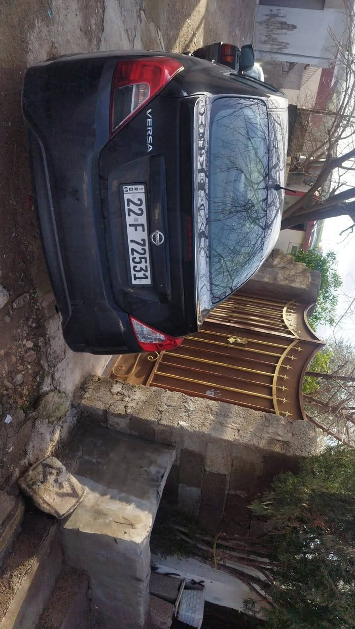 فيرسا موديل 2019صبغ3بارجه سعر92مجال غرامات 1مليون 50هزار7$رقمو سنوي هتا 2028جديدن***********شوين اكري
