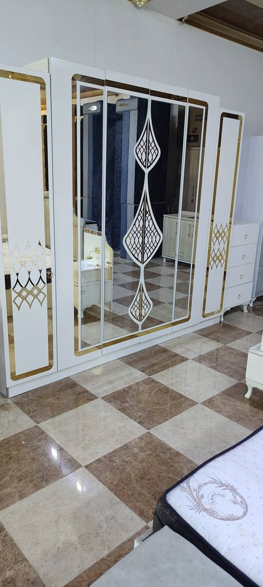 مجمع القيصر الاثاث حي الاسره والمفقودين قرب مول ماشاء الله ***********جديد مستعمل موجود كركوك, العراق
