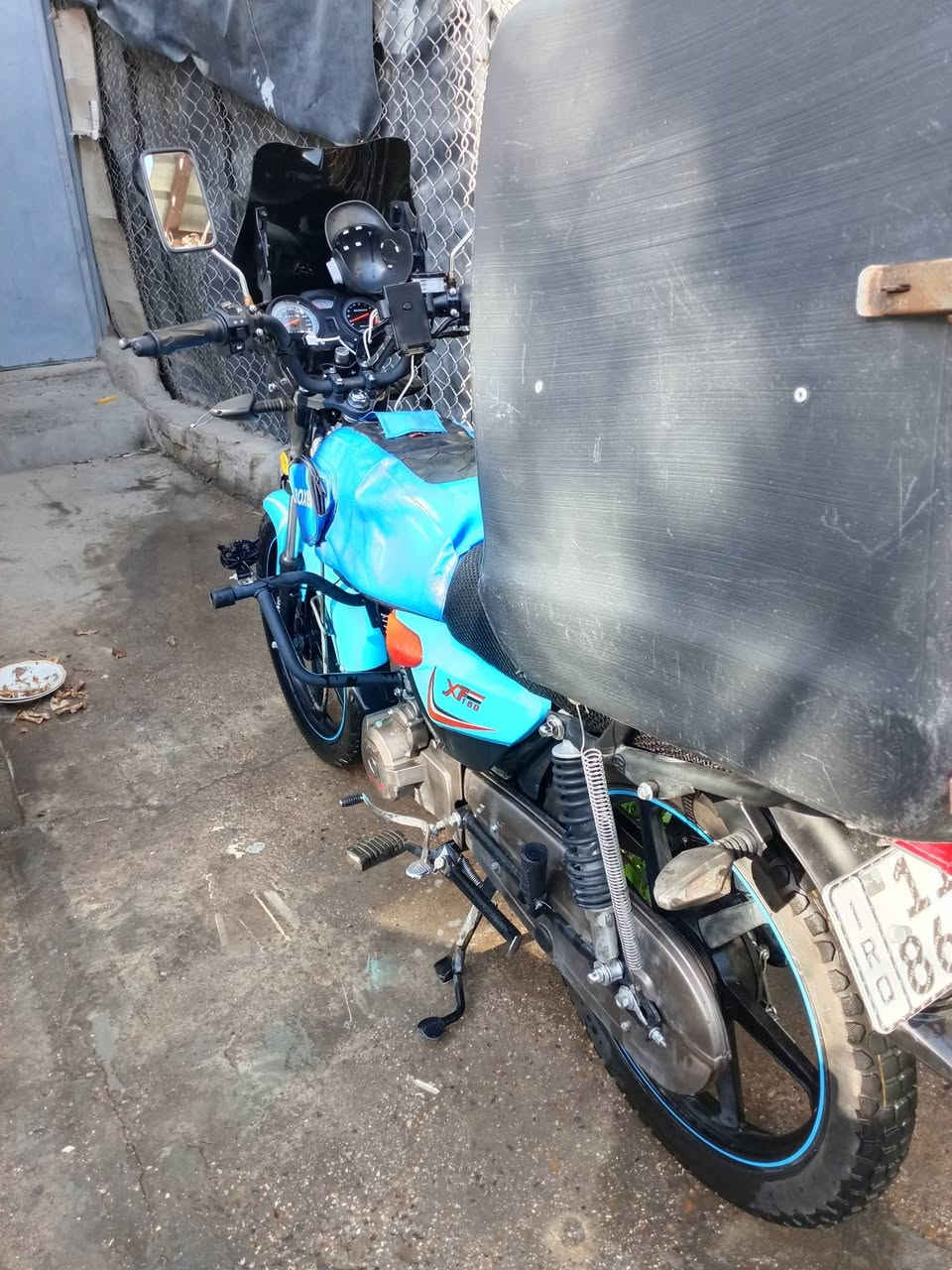 مره خصت الادمن ٫٫سلام عليكم دراجه شاينك 2023 نازله 2024 دراجه خير من الله مصار كم شهر من ماخذه وهاي عداد حقيقي 8000 ماشيه دراجه مرقمه رقم وسنويه بغداد باسمي تحويل ثاني يوم  دراجه نضيف وما اشتغل بيه هواي لان طالب او كلشي مناقصه كدام عينك سعر مليون او 700 بيه مجال بسيط شراي راسلني ودلل *********** واتساب فقط
