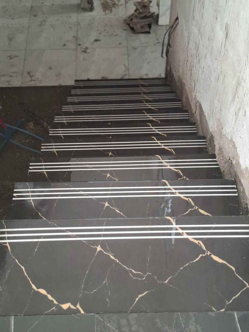 السلام عليكم هاذ جزء من عملنا اتمنى ينال اعجابكم 
للتواصل *********** او على الخاص
