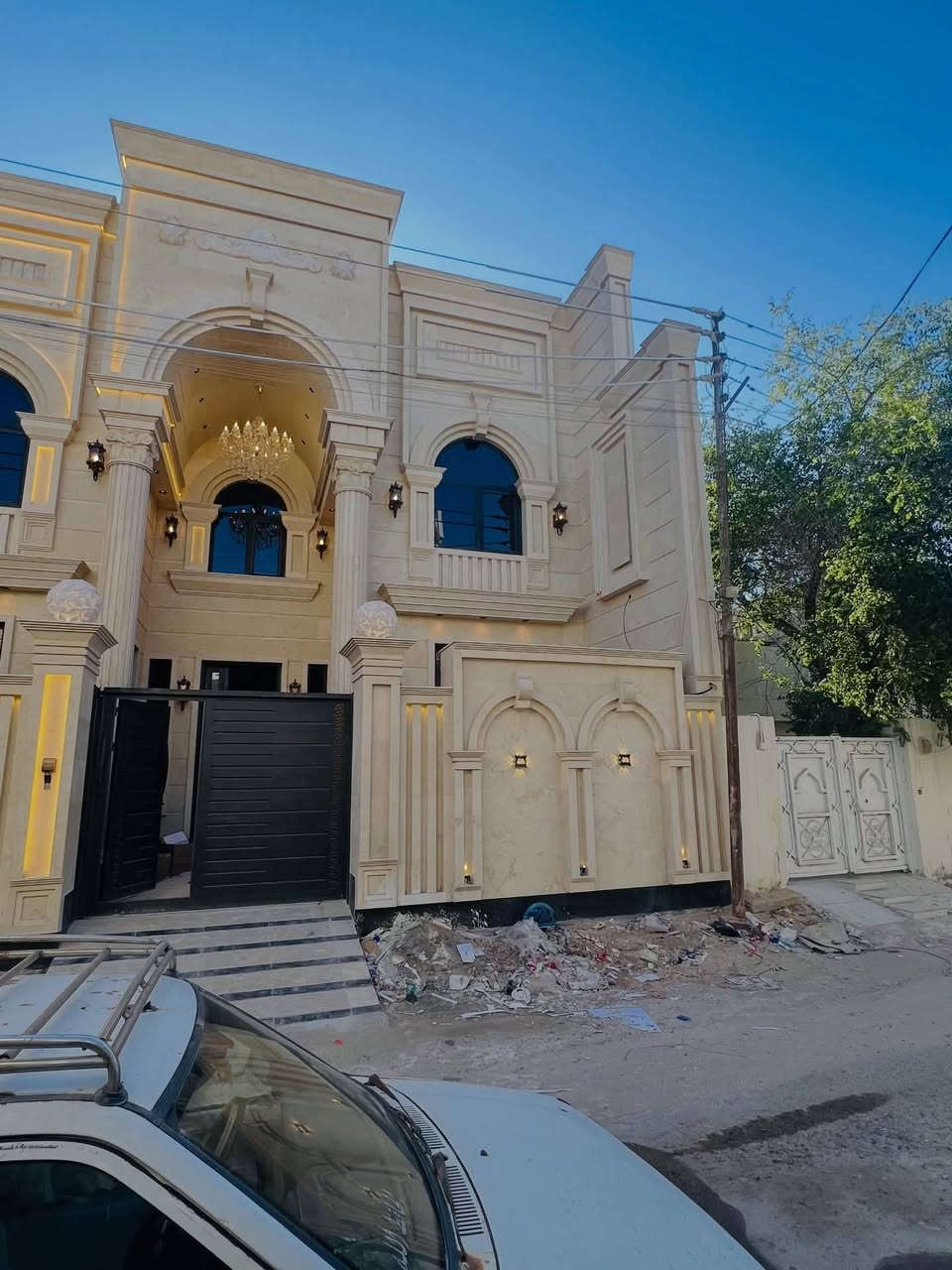 كادر لتغليف كافه انواع الواجهيات بلمرمر وحجر طريقه العمل لحيم ميكانيكي وانواع  الديكورات ونقشات وبسعار مناسبة الاتصال او الاستفسار ***********
