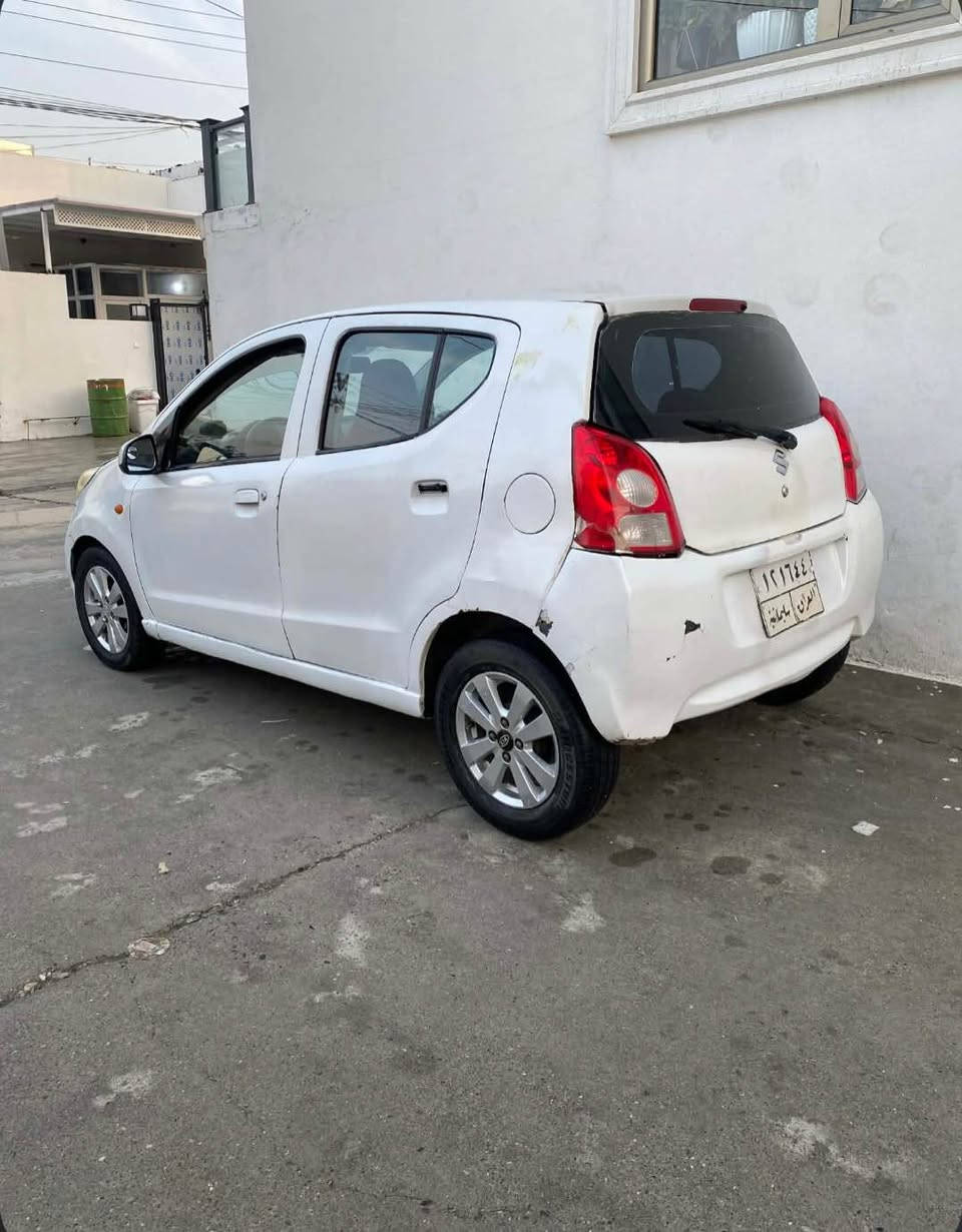 سازوکی یابانی مۆدیل ٢٠١١ ئەولیات بەشەرت رەقەم سلێمانی  گیرو مەکینە یارس  بەنزین زۆر زۆر کەم دەخوا نرخی ٣٩ گەڵاو کەمیک محامەلە جوابی نامە نادەمەوە تەلەفۆن بۆ خاوەنی بکە *********** رانية, السليمانية
