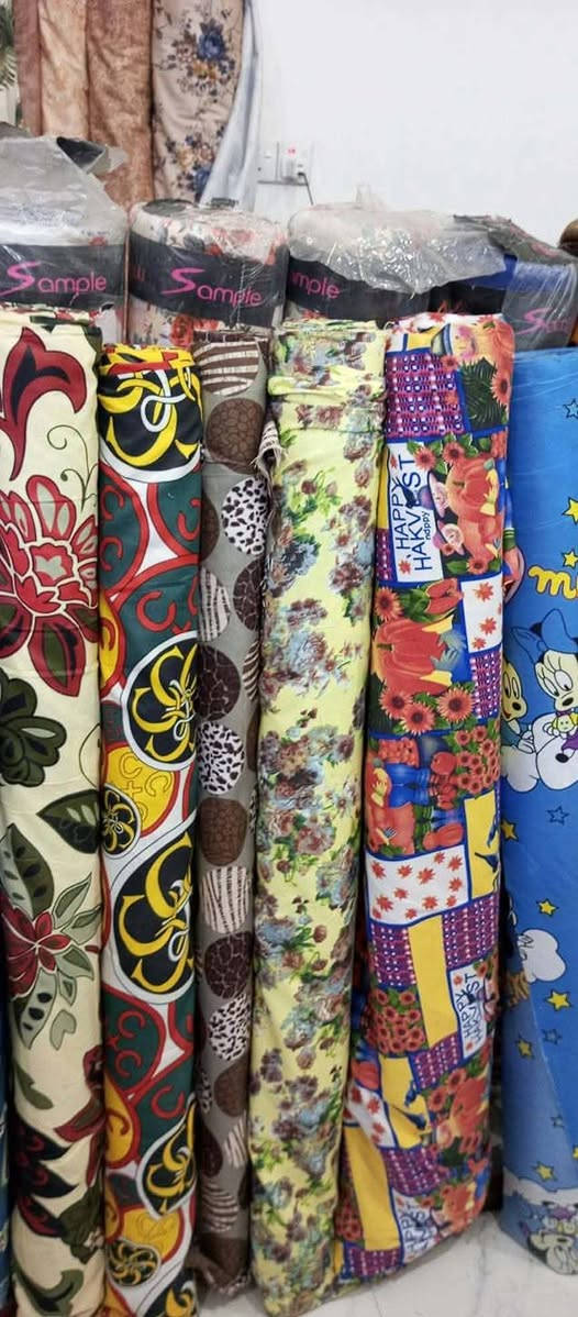 @إشارة همايون عادي بالف ونص 
اماراتي بالفين 
دجتال بالفين 
فندقي بالفين 
بوهيمي باربعه
اسعار الفرشات حسب الطلب والقياس 
يوجد خدمه توصيل لجميع المحافظات وداخل كربلاء للأستفسار خاص


**إذا كنت صاحب هذا الإعلان وتريد حذفه لأي سبب، رجاءا أرسل رسالة إلى الدعم الفني**