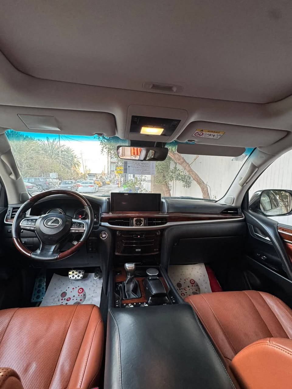 Lexus 2019
خليجية وگاله ال بريــم گامل مواصفات 
المسافه المقطوعة 81000 k.m حقيقي 
داخـل مشـمشـي 
الظــرر ..جامـلغ أمامـي مبدل نفس اللون .. الباقي مگفول 
السعر : 70,000 الف $ 
مگان السياره : بغداد /كراده 
للأستفسار :
***********
