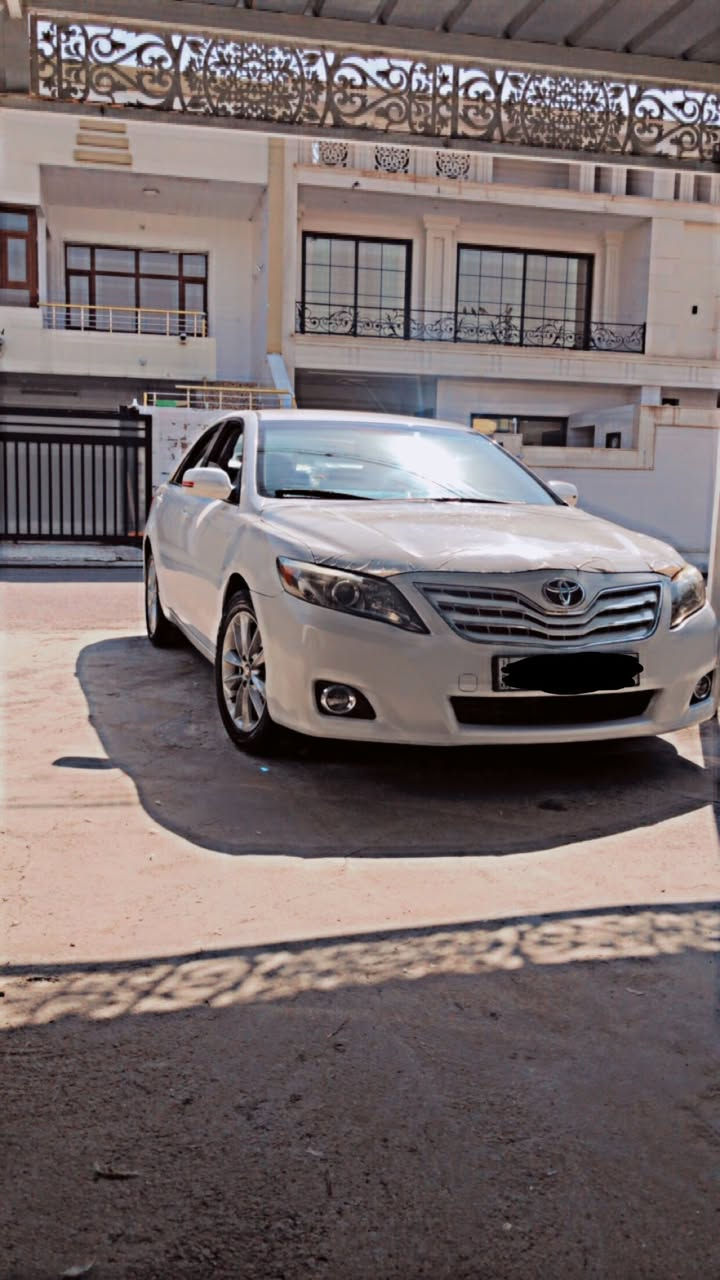 تويتا كامري موديل 2010 مواسفات ئةمريكي LE  
107 هةزار روشتية  سةيارةكة بي بوياخة تةنها ٢  جي بجوكي كارتي هةية     بي سارد و بي قوپة كرانةوةشي نية ماشاللة سةيارةكة نوي نوية دةري و ناوي لةسةر دةقي شةريكةي  
مايتةوة تةقةو رةقةي نية ٤ تاية  نوي لةسةرة  
شوين هةولير 
رةقم موبايل *********** نرخي ١٢٨
