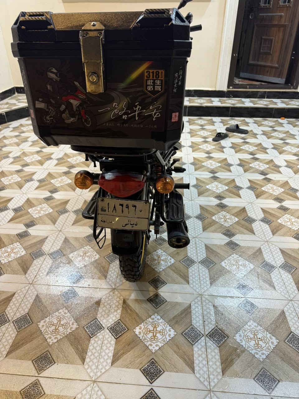 دراجة بوكسر كلاسك 2021
مكفوله كفاله عامه تجي وتشوف بعينك ما بيهه اي نقص السعر ٢مليون 

مرقمه عربي تحويل ثاني يوم العنوان 

بعقوبه   معسكر  سعد ***********
