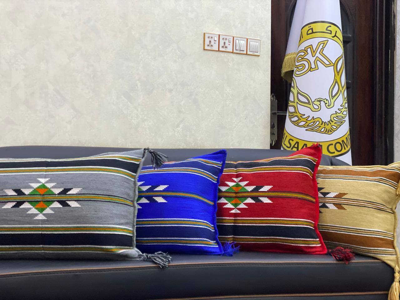 وجه مخده سوري 
نقشة البدوي 

سعر الزوج 5.000


**إذا كنت صاحب هذا الإعلان وتريد حذفه لأي سبب، رجاءا أرسل رسالة إلى الدعم الفني**