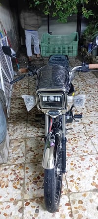 بدون زحمه عندي دراجه ايرانيه كير نظيفه كلش هذا رقمي 07715398642