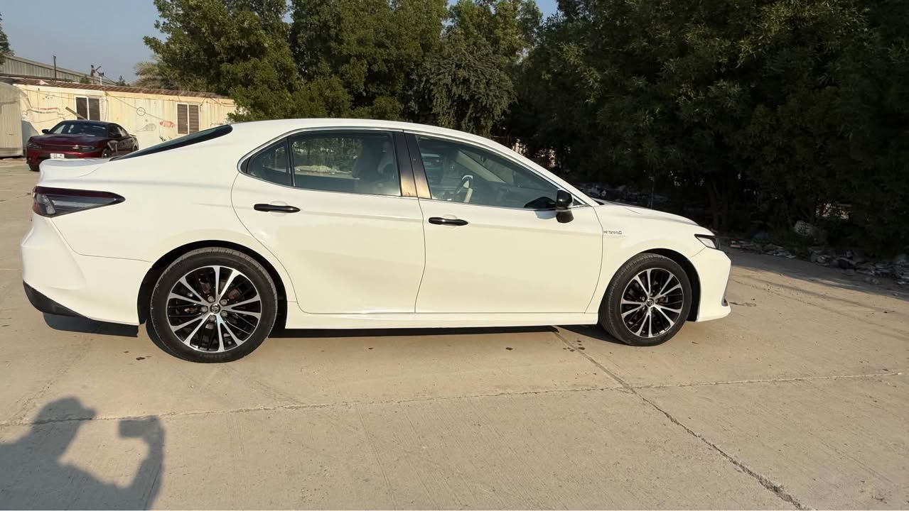 السلام عليكم كامري تكسي دبي مصبوغة عام بيها تبديل بنيد وجاملغات خلفية معجون موديل 2023 اصل ماشية 400 الف مواصفات LE تحويل ثاني يوم  السعر 145 وبي مجال بسيط مكاني بغداد *********** غير متواجد على الفيس 
بيع فقط …. بغداد, العراق
