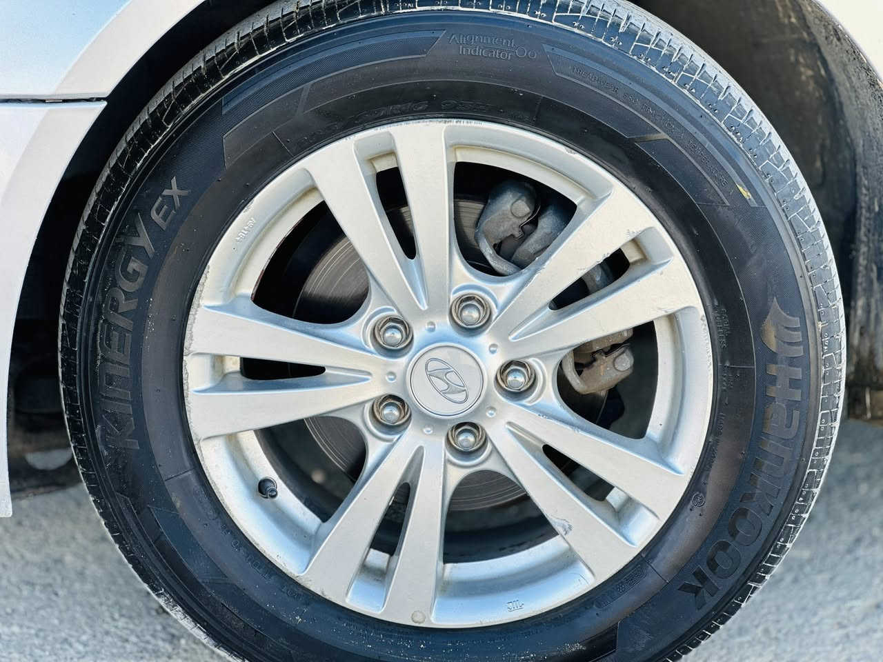 سونتا موديل2009محرك  20 كاتينه حديدماشية   142جمرك رساله مفتوحه .. كيف واصله .. صالون  نظيف. بيج
--------------------------------
#كربوون موجود بالكشف
 السياره ربي يبارك انظيفه انظيفه ...خاليه من الحوادث والقص والقشره
----------------------
المحرك والكمبيو .. ماشالله ربي يبارك
الصاله .. ممتازه تبارك الله
المكيف .. شغال تلج
_____________________________.  
المكان .. طرابلس الخلة الفرجان 
سعر البييع .. 
للاستفسار اكثر اتصل ...
    0914527272 واتساب


**إذا كنت صاحب هذا الإعلان وتريد حذفه لأي سبب، رجاءا أرسل رسالة إلى الدعم الفني**