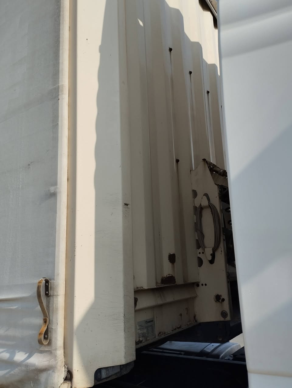 مان بريفان 2012 محرك 480 تك سوبر هاف رتايدر سبلت شغال تبريد محرك بالشرط  عربانه 2012 كرون دنكير مارسدس سياره فول السعر 315 بي مجال بسيط حك الجيه ***********
