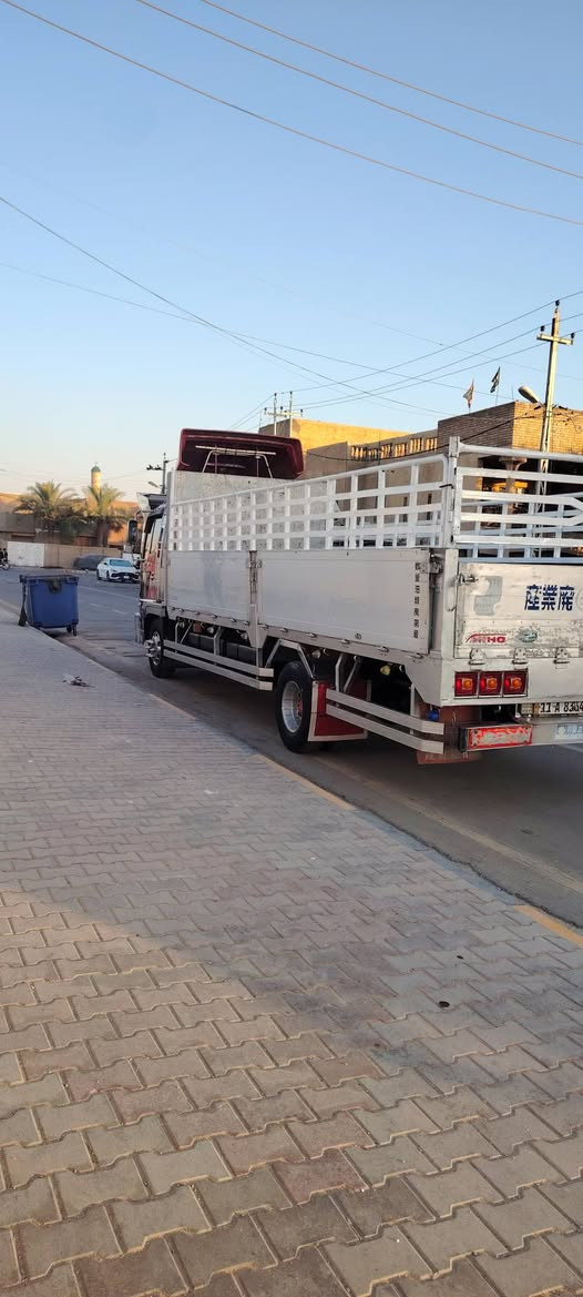 سلام عليكم سياره هينو لبيع او مراوس سياره ٨٠ سوبر سته وربع بلادي سياره جاهز من كلشي مكان كوت لشهداه ***********
