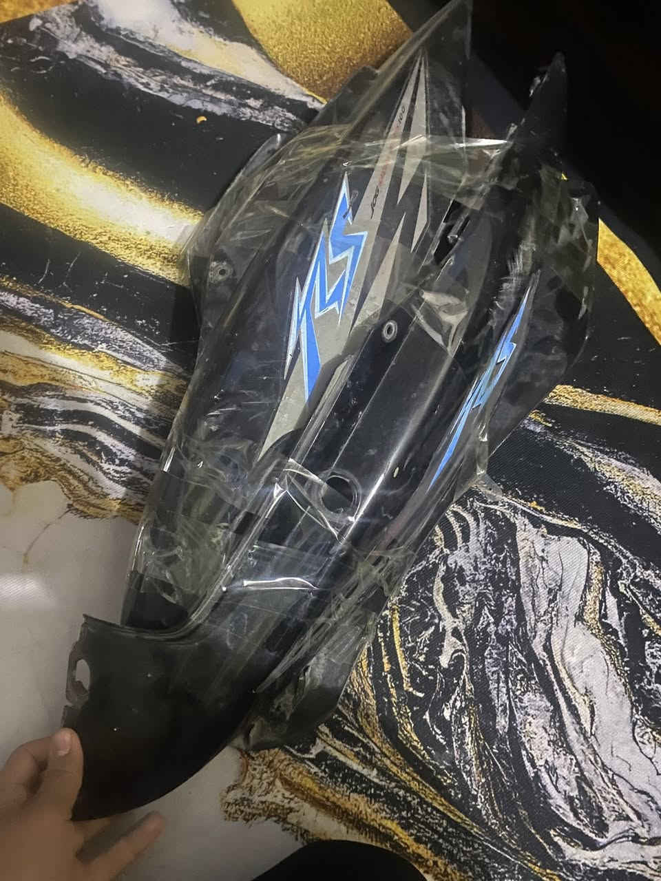 كفرات ماكس ابلادي للبيع السعر خاص اي استفسار تعال خاص او اتصل عله هذه الرقم***********
