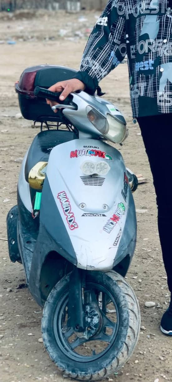 سلام عليكم دراجه ساسوكي شرط الفحص محرك ما مفتوح بعده محرك رمبه كفرات كلها بلادي والكهربائيات كلها شغاله وشرط من تريد تشغلها نكره

السعر 300 وبي مجال شي قليل
للاستفسار الاتصال ***********
