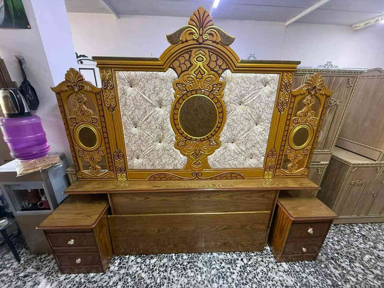 غرفة نوم صاج عراقي جديد 
زاوية دوارة و ملحق بارتفاع كنتور 
صومية السرير ٦ ارجل بلوك اسود 
السعر مليون و ٢٠٠
نهايته مليون و ١٥٠
مع الشد و النقل واصل داخل مناطق بغداد


**إذا كنت صاحب هذا الإعلان وتريد حذفه لأي سبب، رجاءا أرسل رسالة إلى الدعم الفني**