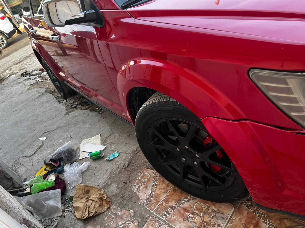 5 راكب
جورني محرك2400
زوج امامي تاير جديد 
تبريد منضومة كاملة جديدة
مبدل دهن كير+فلتر
سيارة كاملة من كلشي دعامية وشباج تعبانات
رقم صاحب سيارة ***********
