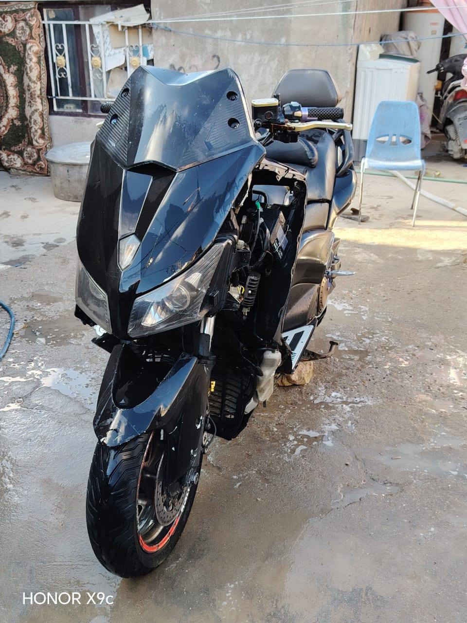 سلام عليكم تيماكس 2014
دراجه البجم كامل كفرات كامله
دراجه مليانه تزويد ستيرن عنابير صالنصه
دراجه بيه كت مالوسي يعني حجم شلعه ومعدل
وبيه هواي غراض تزويد
مكان دراجه الشعله شكوك
سعر دراجه 35وبيه مجال اليجي يشلع عيوني
هاذ رقمي ***********
