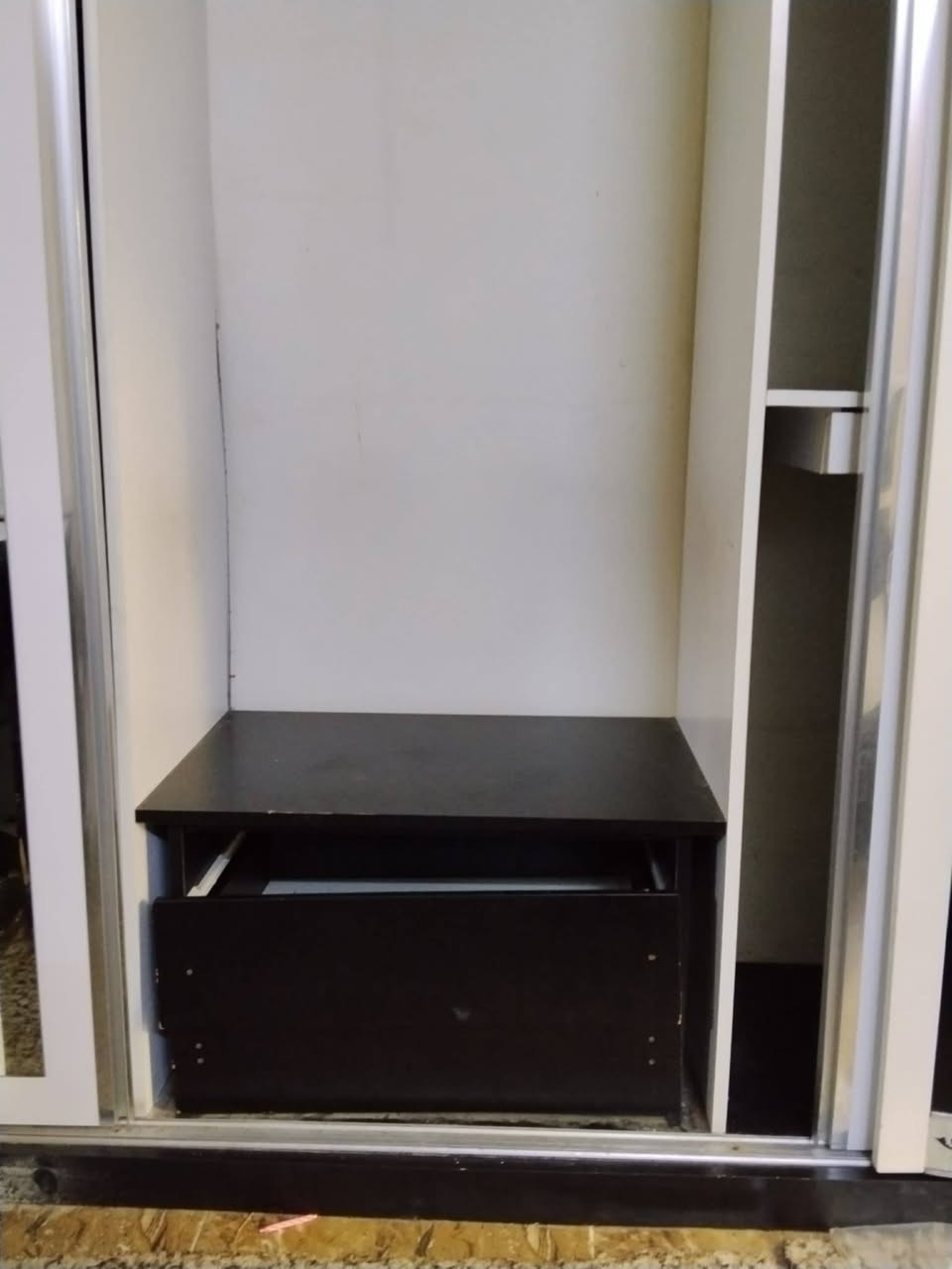 غرفه نوم+ سنك 100


**إذا كنت صاحب هذا الإعلان وتريد حذفه لأي سبب، رجاءا أرسل رسالة إلى الدعم الفني**