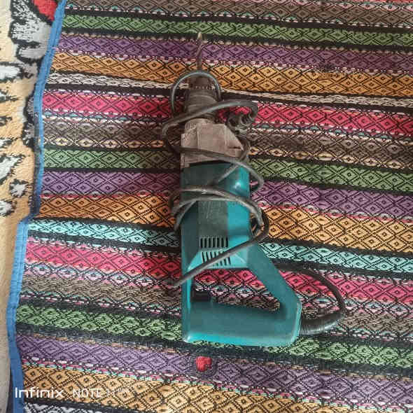 كوسره المانيا بوش عدد ٣
الوحده ب٥٠الف بيه مجال صغير ب٤٠
دريل الياباني سعره،٥٠بي مجال 
التفاصيل باقي موجود على الرقم 
الاستفسار ***********
مكان البلديات قرب فلكه حمورابي قرب مشتل عيون البلديات
