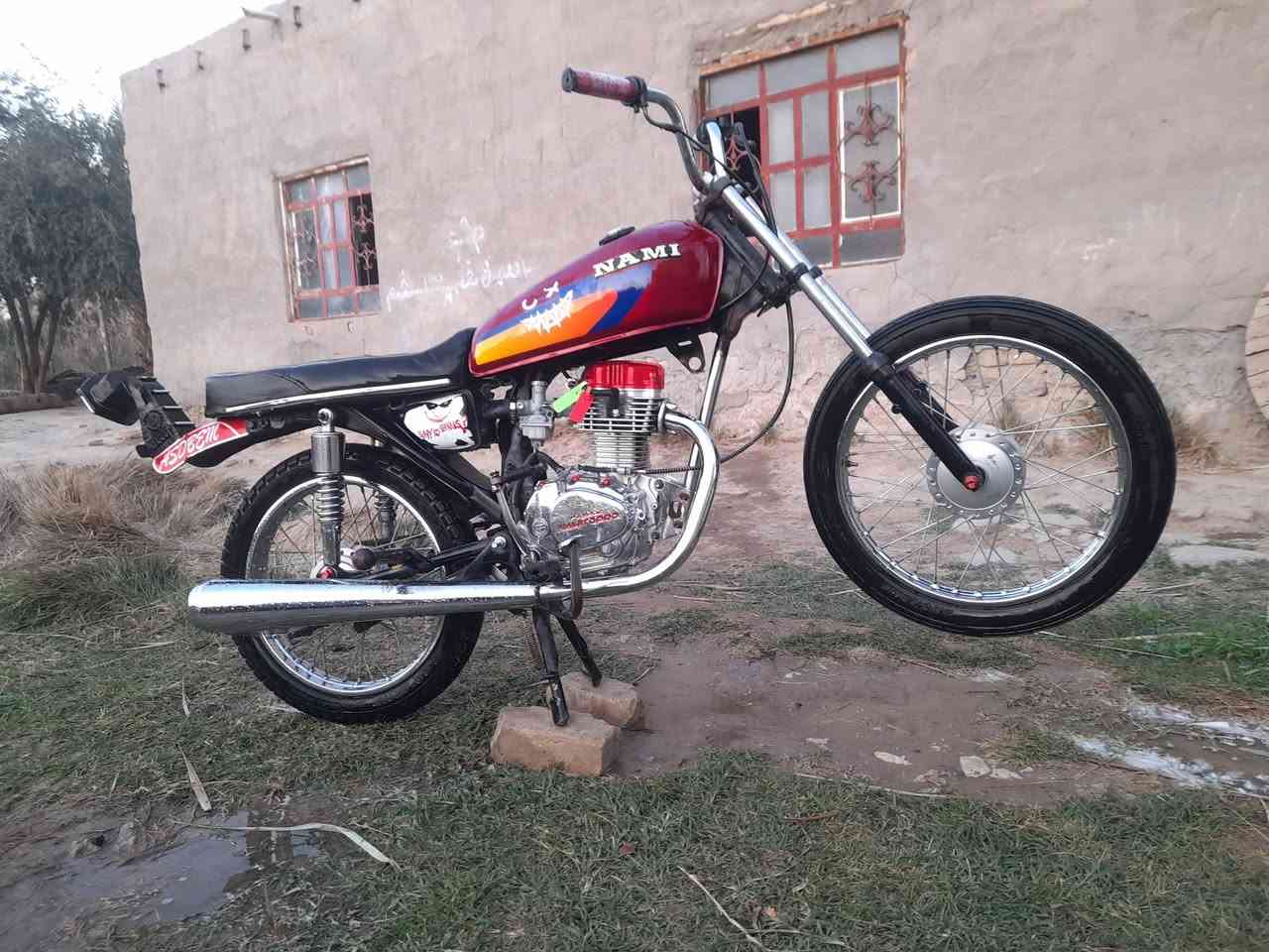 السلام عليڪم دراجه نامه اللبيع كلك تعمير 25 دراجه نضيفه كلش السعر 450 وبيها مجال قليل مكان ديوانيه 
الحمزه الشرقي 💯 الشراي يتصل ***********
